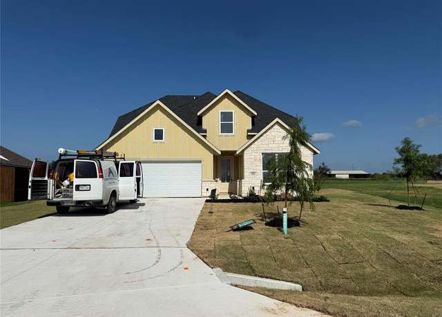 Property at 441 Guadalupe Trl, Springtown, TX 76087, 7 beds, 4 baths