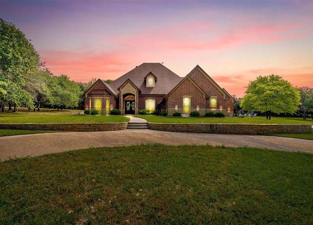 Property at 115 Lantana Ct, Poolville, TX 76487, 4 beds, 3.5 baths