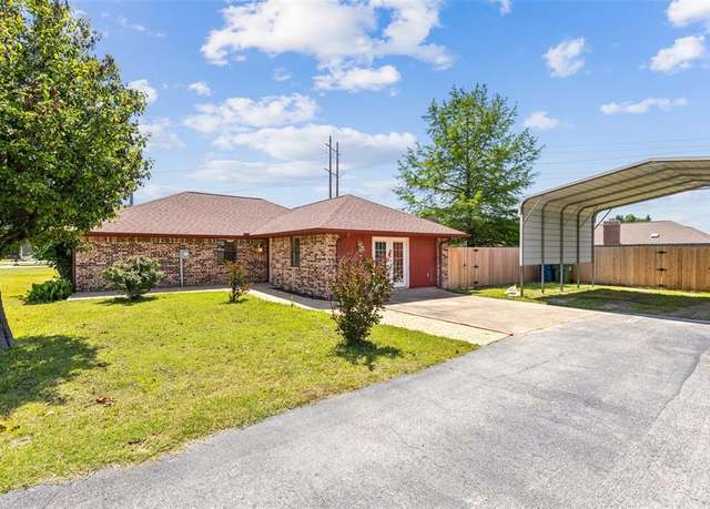 Property at 11 Woodhaven Ct, Krugerville, TX 76227, 4 beds, 2 baths