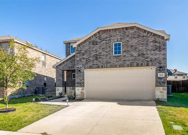 Property at 1851 Ballinger Dr, Forney, TX 75126, 4 beds, 3 baths