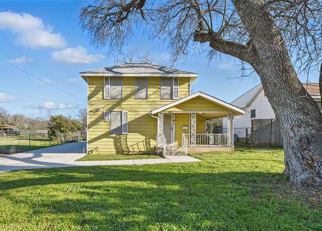 Property at 6837 Routt St, Fort Worth, TX 76112, 2 beds, 1 bath