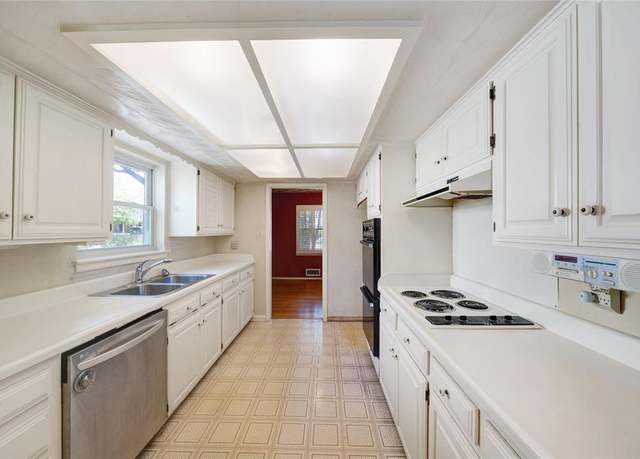 Property at 10436 Royalwood Dr, Dallas, TX 75238, 4 beds, 2 baths