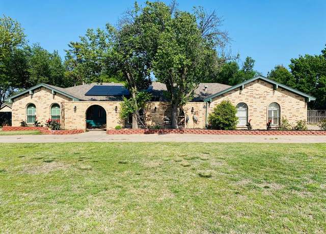 Property at 1925 Lytle Trl, Abilene, TX 79602, 3 beds, 2 baths