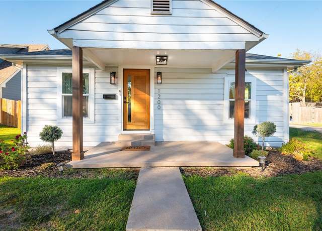 Property at 1200 Lela St, Mckinney, TX 75069, 3 beds, 2 baths