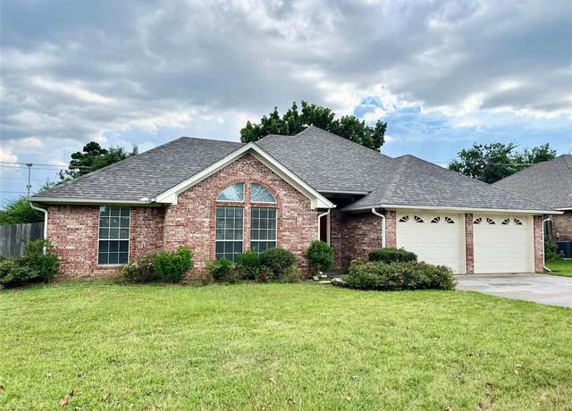 Property at 3750 Castlegate Dr, Paris, TX 75462, 3 beds, 2 baths