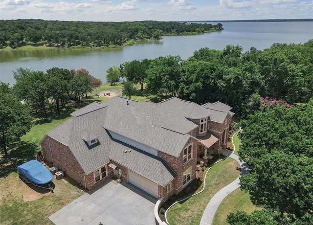 Property at 2001 Oak View Ct, Cross Roads, TX 76227, 5 beds, 4.5 baths