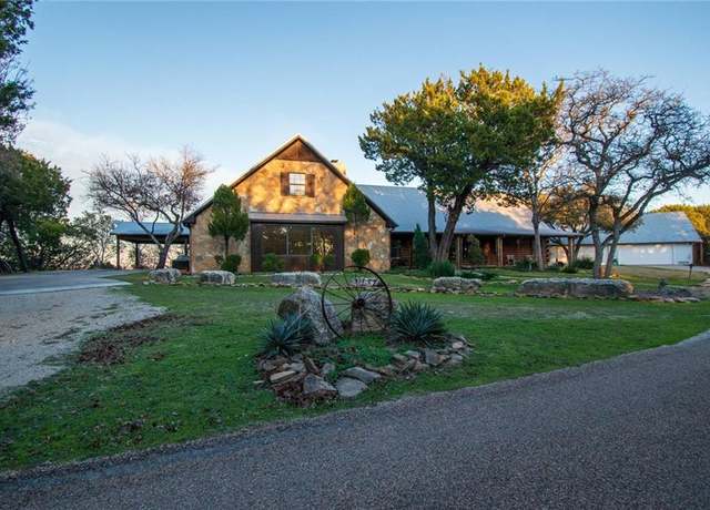 Property at 848 Canyon Oaks Rd, Crawford, TX 76638, 7 beds, 5.5 baths