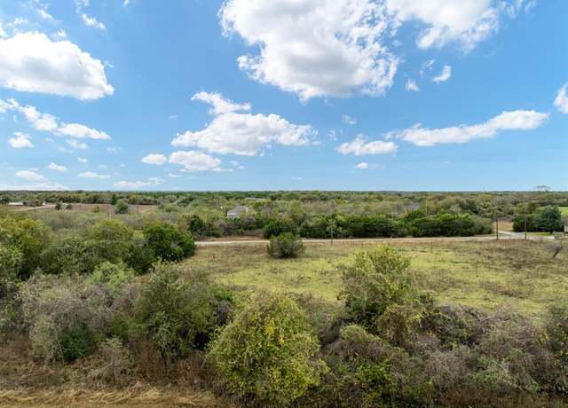 Property at 22146 Stanwood Dr, Whitney, TX 76692