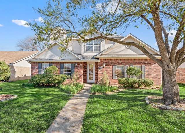 Property at 2828 Chelsea Ln, Flower Mound, TX 75028, 4 beds, 3 baths