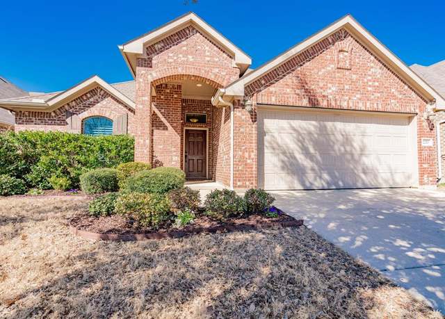 Property at 2210 Hartley Dr, Forney, TX 75126, 4 beds, 2 baths