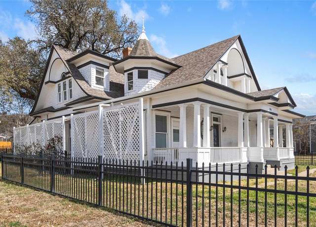Property at 1206 Wallis Ave, Santa Anna, TX 76878, 4 beds, 2 baths
