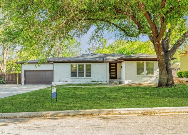 Property at 3412 Bilglade Rd, Fort Worth, TX 76133, 4 beds, 2 baths