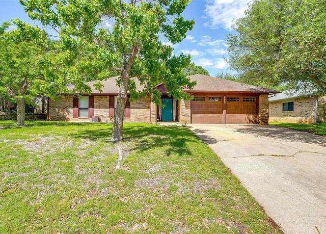 Property at 3837 Horizon Dr, Bedford, TX 76021, 3 beds, 2 baths