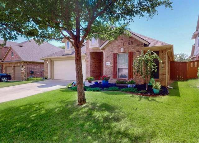 Property at 9829 Stripling Dr, Fort Worth, TX 76244, 3 beds, 2 baths