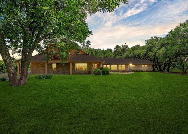 Property at 2029 Speegleville Rd, Woodway, TX 76712, 4 beds, 5 baths