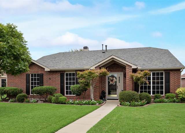 Property at 8302 Lake Bend Dr, Rowlett, TX 75088, 4 beds, 2 baths