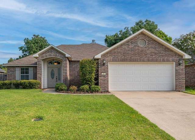 Property at 280 Avondale Ln, Bossier City, LA 71112, 3 beds, 2 baths