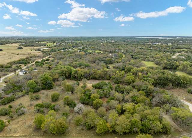 Property at 39081 Springwillow Ct, Whitney, TX 76692