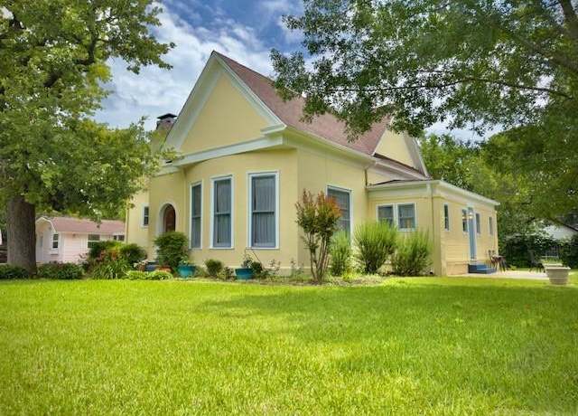 Property at 330 E Mcneill St, Stephenville, TX 76401, 3 beds, 2 baths