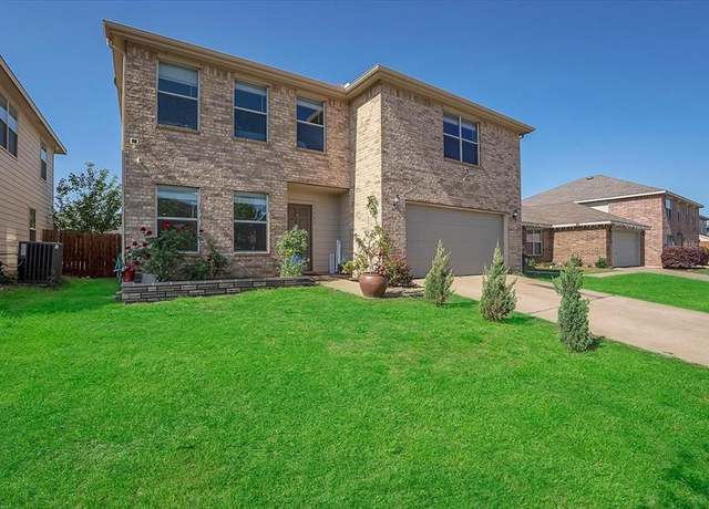 Property at 337 Dakota Ridge Dr, Fort Worth, TX 76134, 3 beds, 2.5 baths