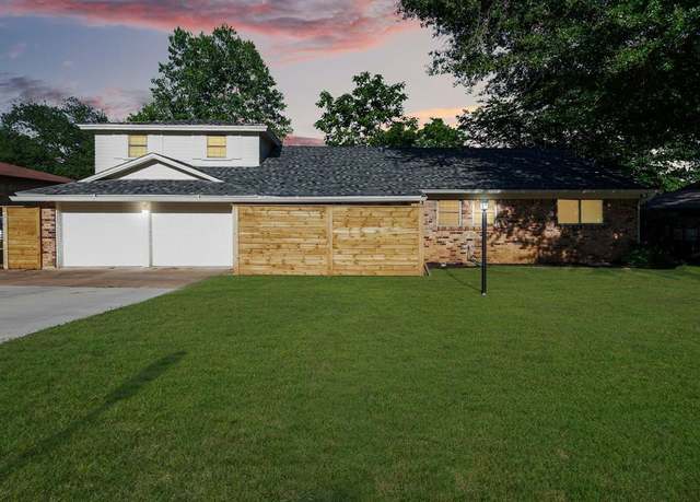 Property at 912 Gregory Ave, Bedford, TX 76022, 4 beds, 2 baths