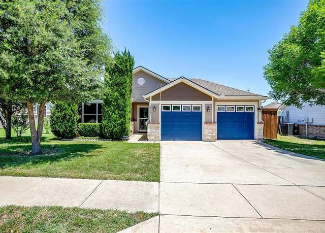 Property at 2913 Early Fawn Ct, Fort Worth, TX 76108, 3 beds, 2 baths