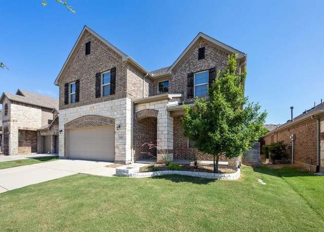 Property at 1709 Meadow Trail Ln, Aubrey, TX 76227, 4 beds, 2.5 baths