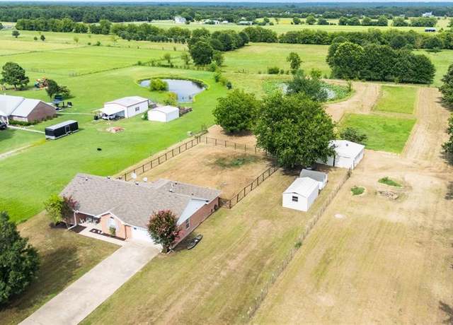 Property at 3325 FM 1564 E, Greenville, TX 75402, 3 beds, 2 baths