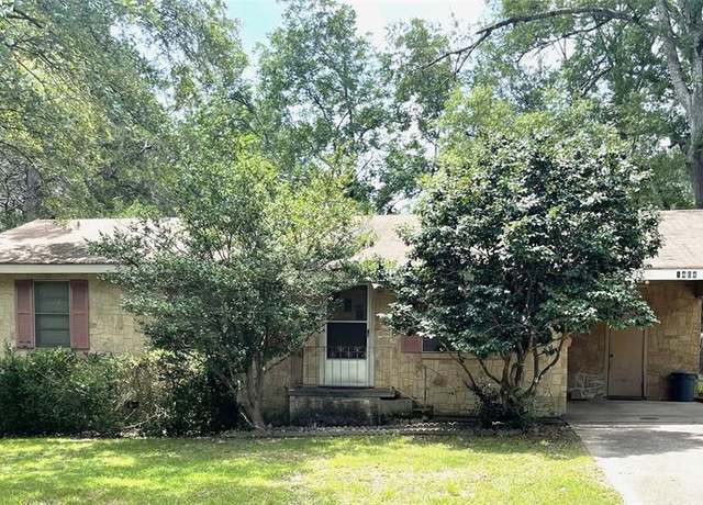 Property at 1404 Regina St, Mansfield, LA 71052, 3 beds, 1 bath