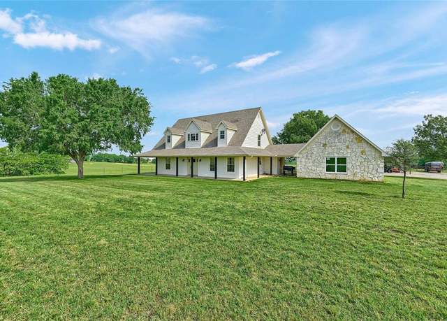Property at 11605 Fm 697, Whitewright, TX 75491, 3 beds, 2.5 baths