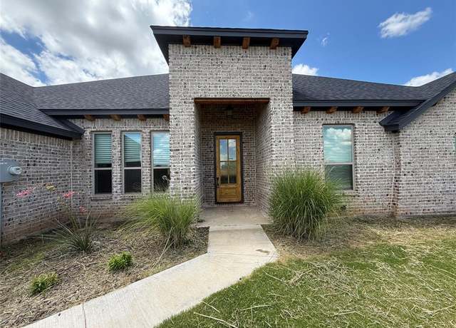 Property at 3004 Greg Allen Dr, Weatherford, TX 76088, 4 beds, 3 baths