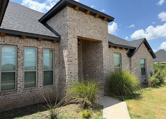 Property at 3004 Greg Allen Dr, Weatherford, TX 76088, 4 beds, 3 baths
