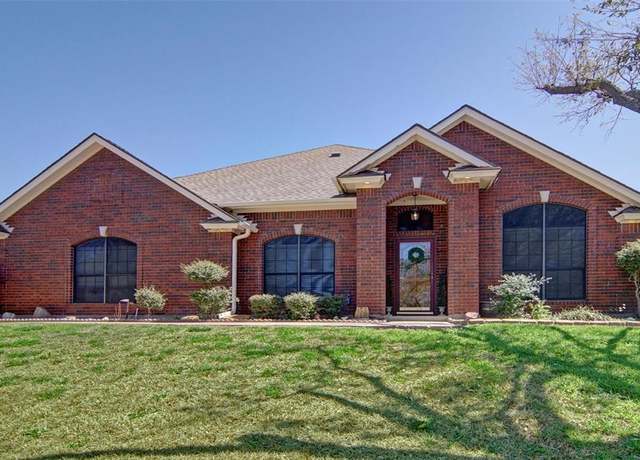 Property at 8604 Woodslane Dr, Fort Worth, TX 76179, 4 beds, 2.5 baths