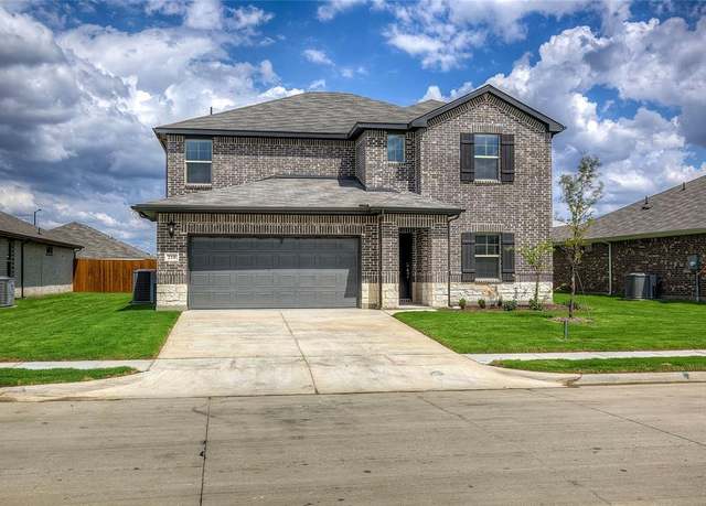 Property at 210 Arcane St, Greenville, TX 75402, 4 beds, 3.5 baths