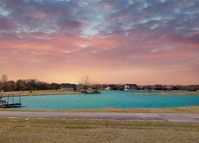 Property at 3901 Upper Lake Cir, Granbury, TX 76049