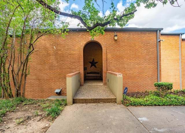 Property at 538 E Avenue J Unit B, Grand Prairie, TX 75050, 3 beds, 3 baths