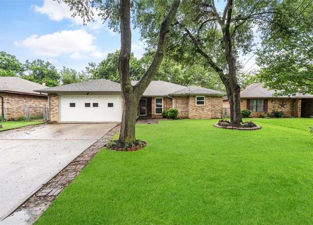 Property at 2317 Bolden Rd, Irving, TX 75060, 3 beds, 2 baths