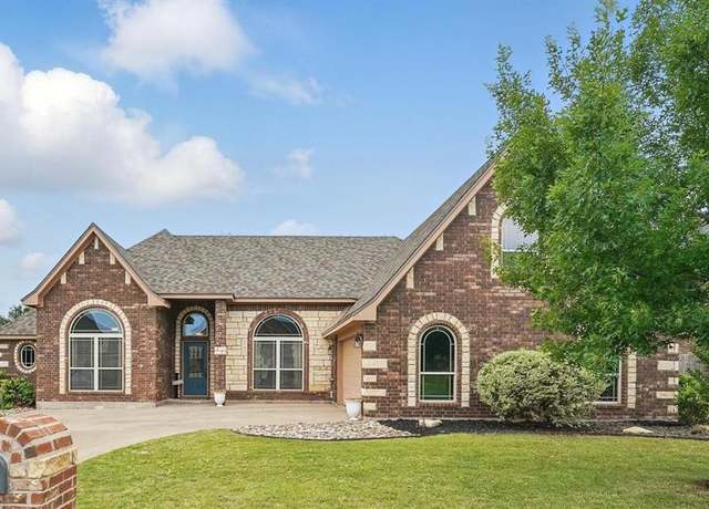 Property at 4525 Vista Grande, Abilene, TX 79606, 4 beds, 2.5 baths