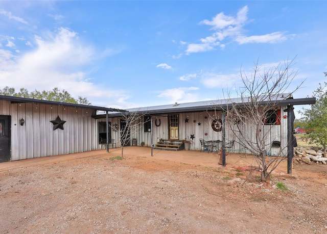 Property at 618 Derstine Rd, Merkel, TX 79536, 3 beds, 2 baths