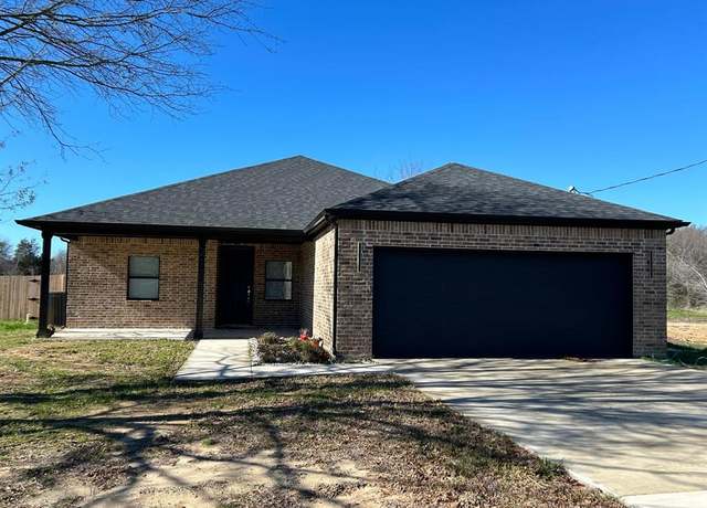 Property at 1082 Pearl Harbor St, Tool, TX 75143, 4 beds, 2 baths