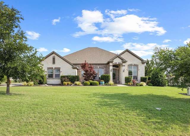 Property at 2144 Lariat Trl, Celina, TX 75009, 4 beds, 3 baths