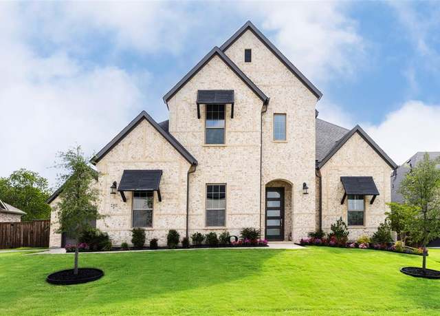 Property at 2302 Royal Dove Ln, Mansfield, TX 76063, 4 beds, 3.5 baths