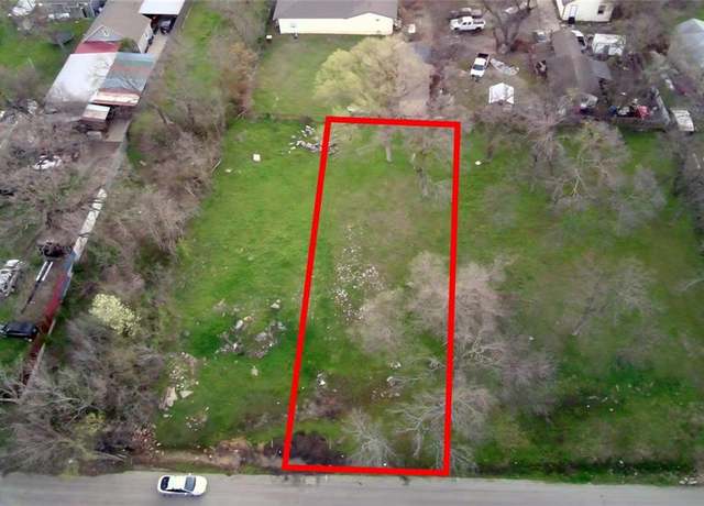 Property at 2430 Tally Ho Ln, Dallas, TX 75212