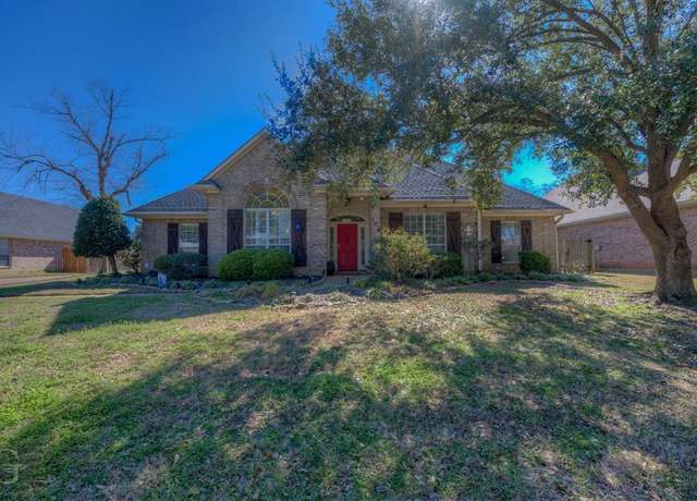 Property at 104 Oxford Cir, Bossier City, LA 71111, 4 beds, 2.5 baths