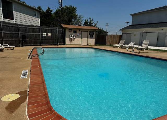 Property at 1404 Courtney Pl, Cleburne, TX 76033