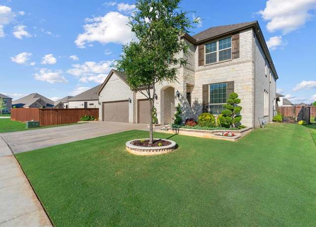 Property at 1278 Long Meadow Dr, Haslet, TX 76052, 5 beds, 3.5 baths