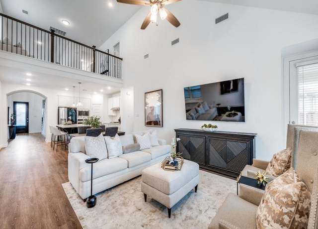 Property at 2017 Jumper Fields Dr, Aubrey, TX 76227, 3 beds, 2.5 baths