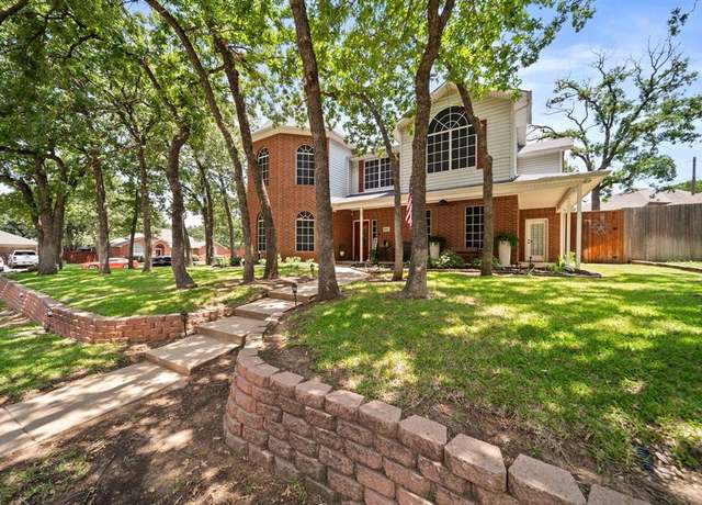 Property at 5501 Eagle Rock Rd, Arlington, TX 76017, 4 beds, 2.5 baths