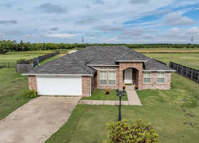 Property at 3252 Gunsmoke Dr, Farmersville, TX 75442, 3 beds, 2.5 baths