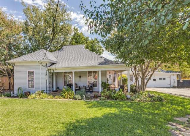 Property at 932 Williams St, Rockwall, TX 75087, 2 beds, 3 baths